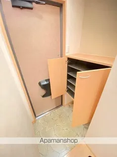 パークサイド早稲田 A【2階】の玄関