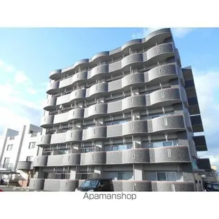 メゾン・ド・マルシェ【2階】の外観