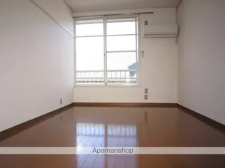 メゾン川内A棟【1階】の居間