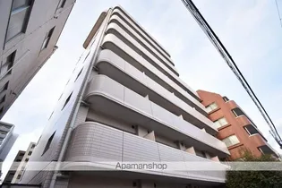 トロワフレール【6階】の外観