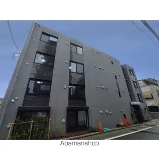 プレール・ドゥーク中野上高田【1階】の外観