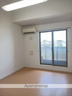 モン・エトワール【2階】の居間