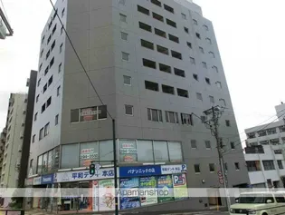 平和ビル【703号室号室】の外観