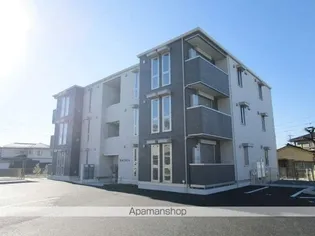 プラシードK【3階】の外観