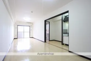 カルフール【202号室】の居間