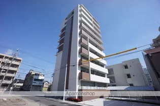 グリーンコート中島【5階】の外観