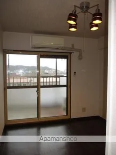 サンチェリー25【505号室】の居間