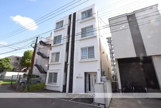 KIRA【1階】の外観