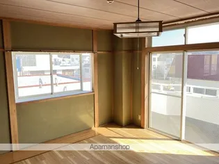 赤富士マンション【302号室】の居間