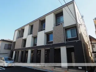 ベーネ・ファミリア【2階】の外観