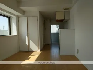 サンコート神宮東【7階】の居間