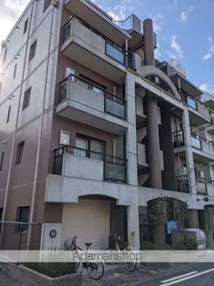 グランシャトー【3階】の外観