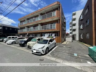 リブイン青山 西棟の画像