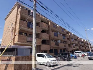 アヴィタシヨン岡町【3階】の外観