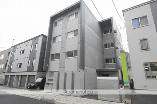 ブランシャール学園前の画像