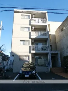 オーシャン本牧【3階】の外観