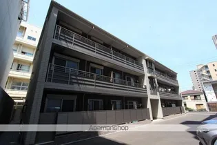 ベレオ亀岡【1階】の外観