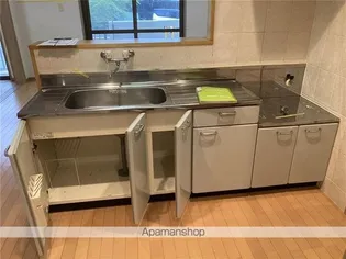 ウィング伊覇【102号室】のキッチン