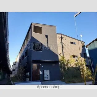 リーブルファイン成城学園前【1階】の外観