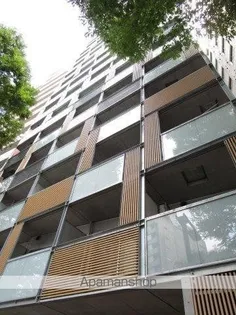 ZOOM都庁前【5階】の外観