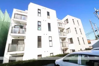 エスティームの画像