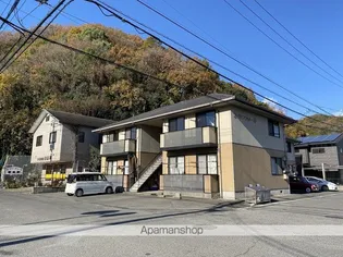 アーヴァンシャトーB棟【102号室】の外観