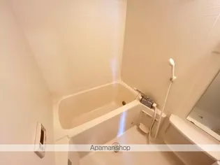 メゾン・コンフォース【2階】の風呂