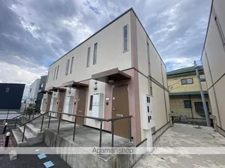 山梨県中央市下河東【テラスハウス】の外観