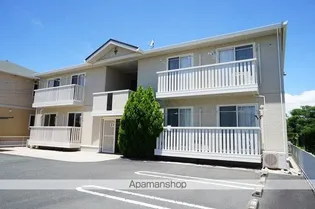 リビングタウン桃の里D【1階】の外観