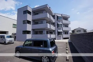 コンフォール安東【1階】の外観