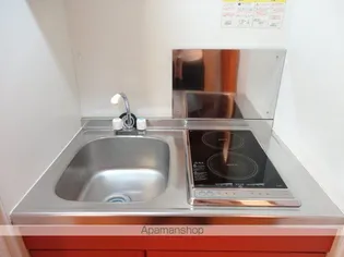 レオパレスクローバーベル【104号室】のキッチン