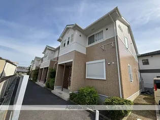 ジャルダンドゥトゥルーヌスゥル【2階】の外観