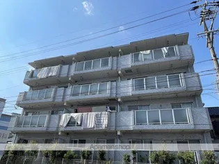 ファミールパピヨン【4階】の外観