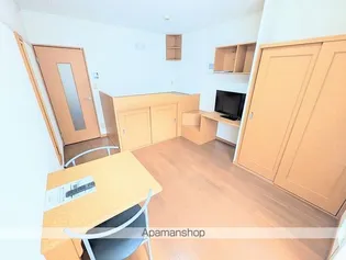 レオパレス源藤【104号室】の居間