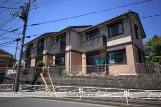 ファミールK【1階】の外観