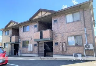 リビングタウン渕 B【2階】の外観