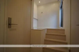 BLUE TOPAZ【2階】の内装