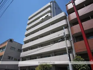 トロワフレールの画像