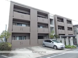 スクエアコートの画像