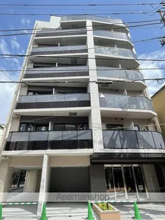 フレシア中目黒【3階】の外観