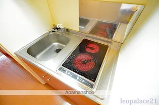 レオパレスI K I 1【105号室】のキッチン