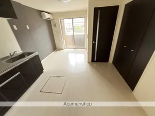 エイ・ティ テラス【102号室】の居間