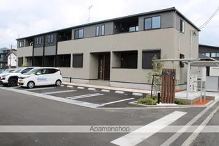 ラビアン ローズ【2階】の外観