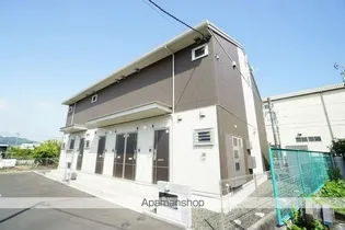 リュイソー【1階】の外観