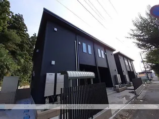 ヴァロア Ⅱ【2階】の外観