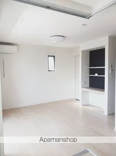 ゼファー【1階】の居間