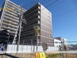 アスリス【3階】の外観