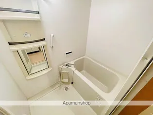 ヤサカガーデン姫坂【1階】の風呂