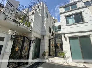 東京都渋谷区神宮前2丁目【マンション】の外観