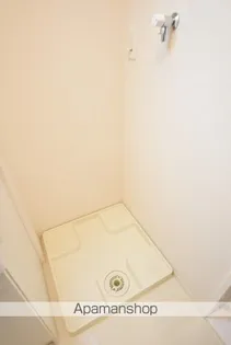 HIGH ACE 桜坂【1階】の内装